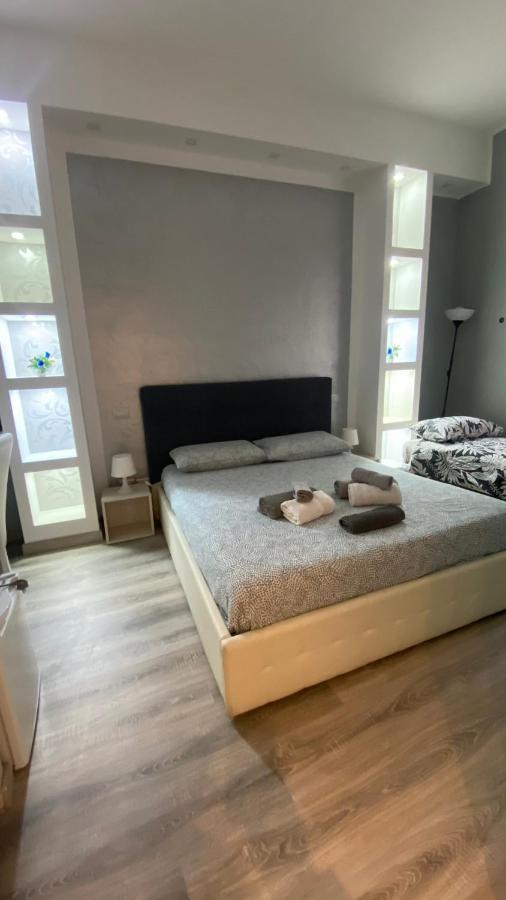 Petros Room Camere 살레르노 외부 사진