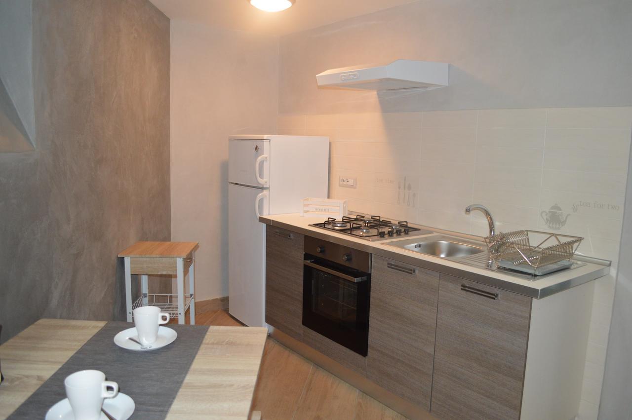 Petros Room Camere 살레르노 외부 사진